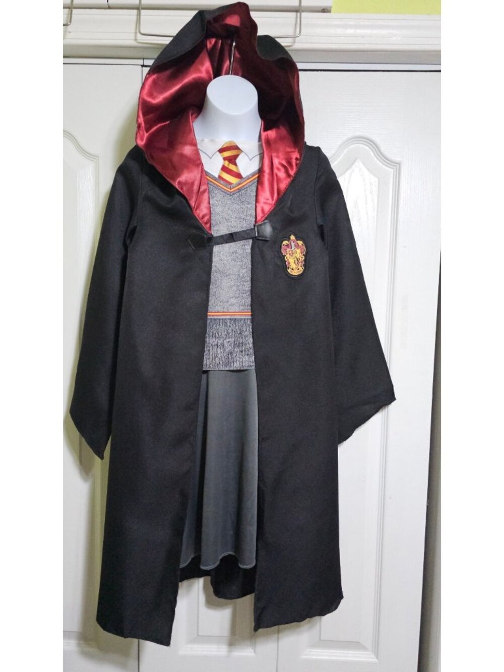 Harry Potter Hermione Costume Girls 7-8 Dress Robe Cloak Wand Hedwig Plush - Picture 3 of 9